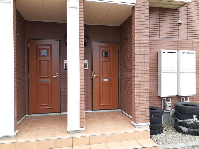 14/20 エントランス