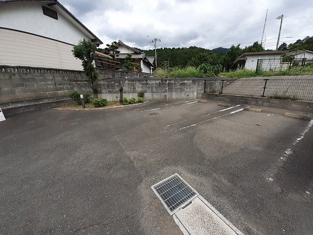 2/8 駐車場