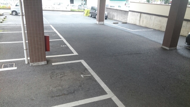 14/20 駐車場