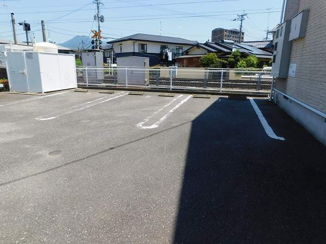 14/20 駐車場