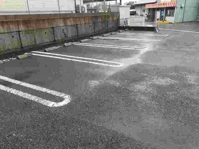 14/20 駐車場