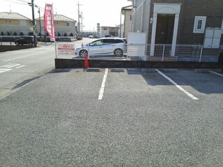 13/21 駐車場