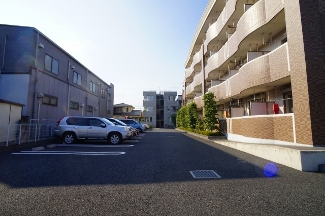 14/20 駐車場