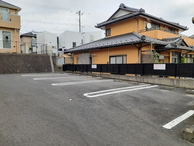 14/20 駐車場