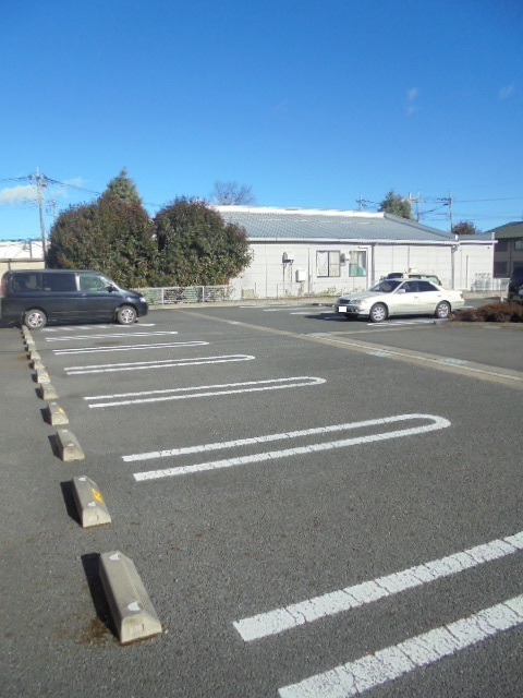 14/20 駐車場