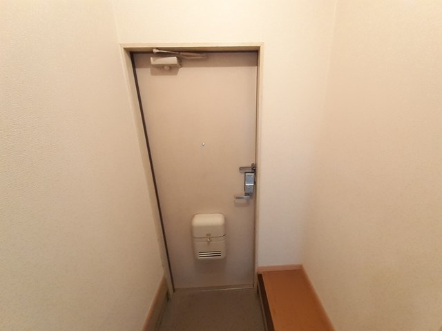 6/20 玄関