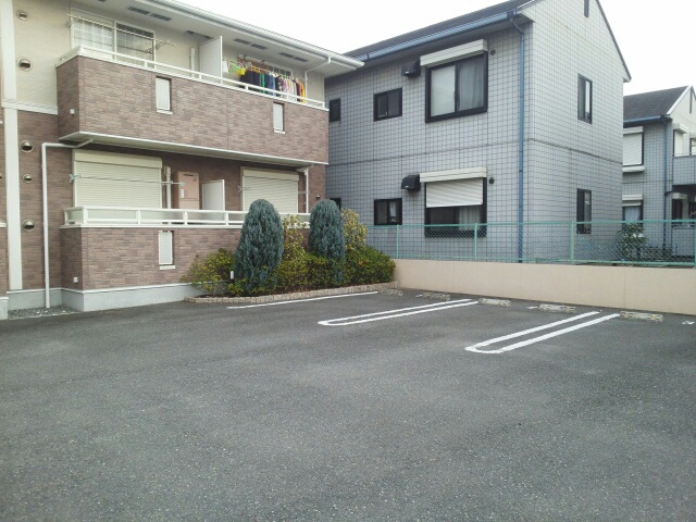 14/20 駐車場