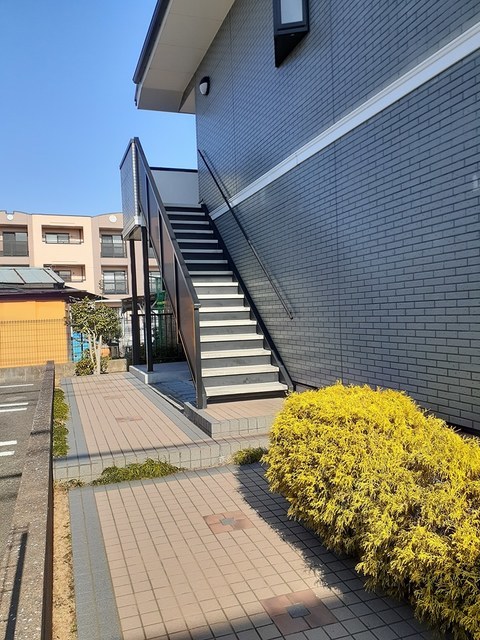 13/20 エントランス