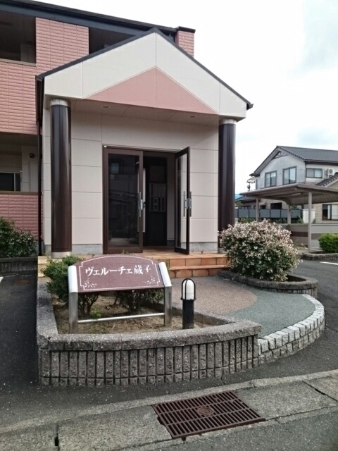 14/23 エントランス