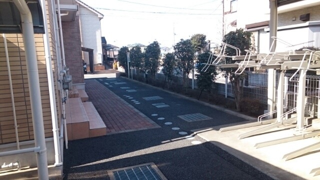 15/21 エントランス