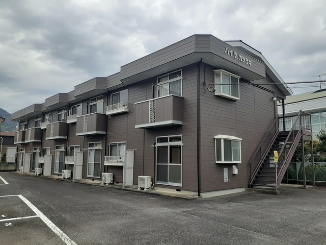 ハイツカツラギの外観