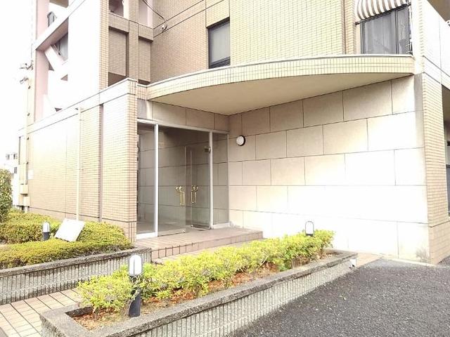 13/20 エントランス