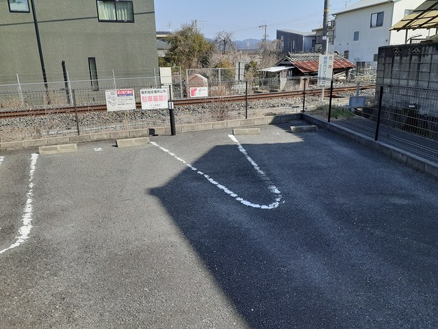 14/20 駐車場
