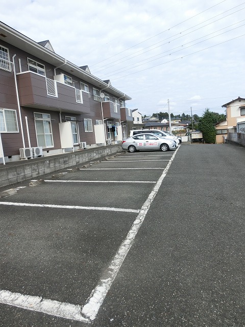 14/20 駐車場