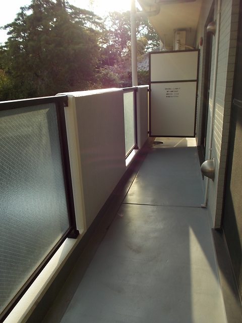 13/22 バルコニー