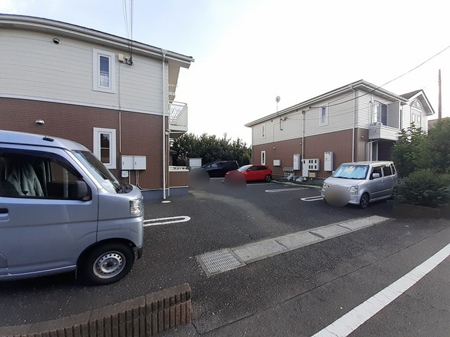 14/20 駐車場