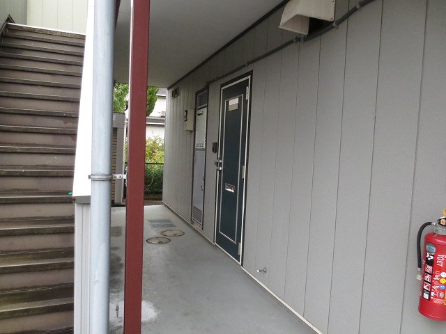 13/20 エントランス