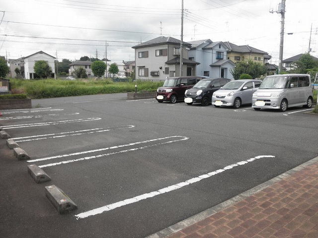 2/8 駐車場