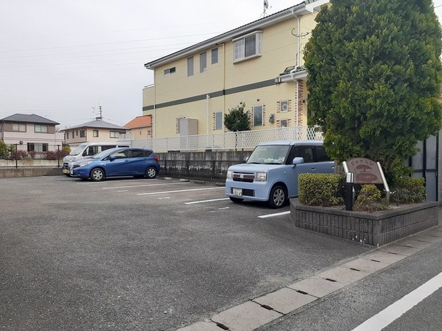 14/20 駐車場