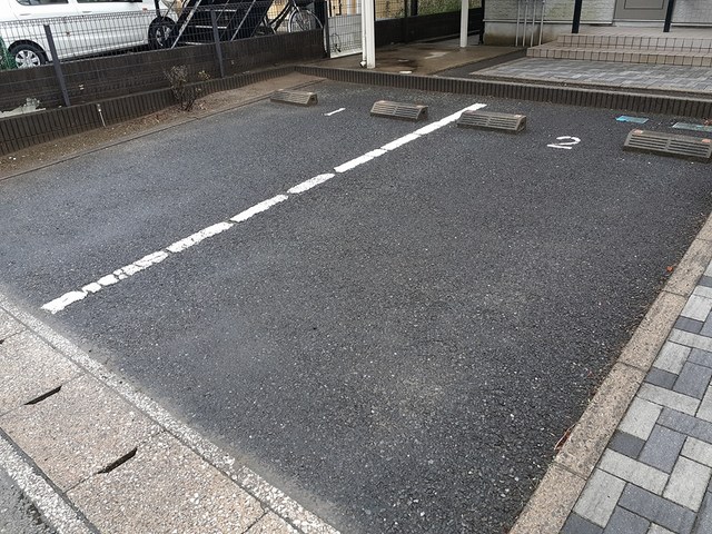 14/20 駐車場