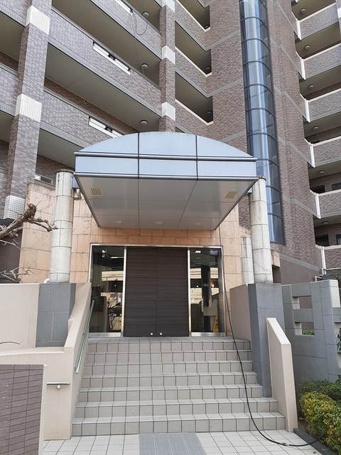 2/8 エントランス