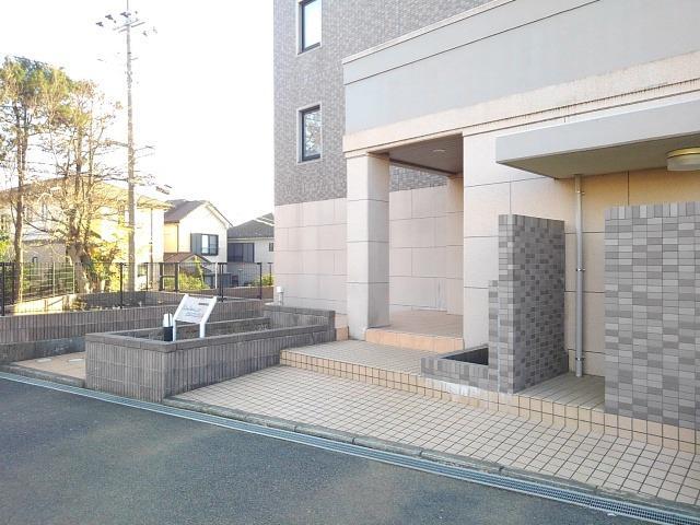 3/10 エントランス