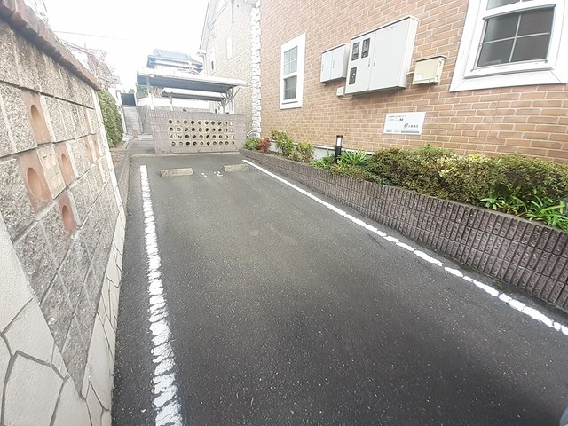 2/8 駐車場