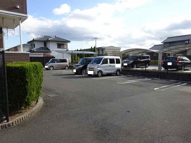 14/20 駐車場