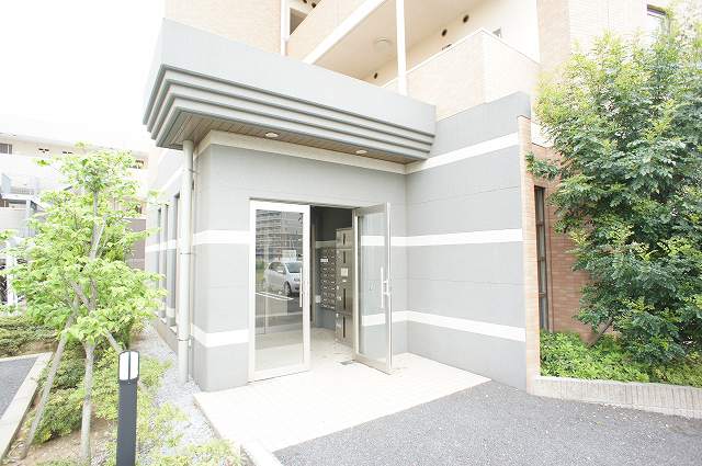 14/20 エントランス