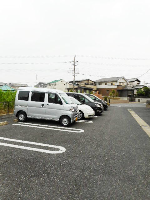 14/20 駐車場