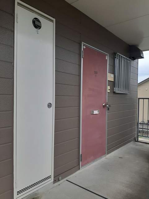 13/20 エントランス