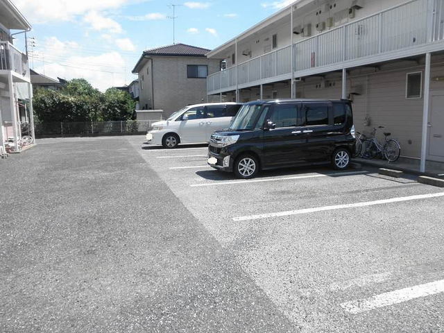 14/20 駐車場