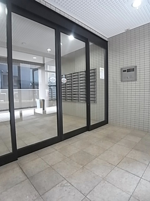 14/22 エントランス