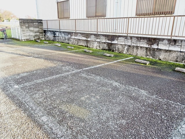 14/22 駐車場