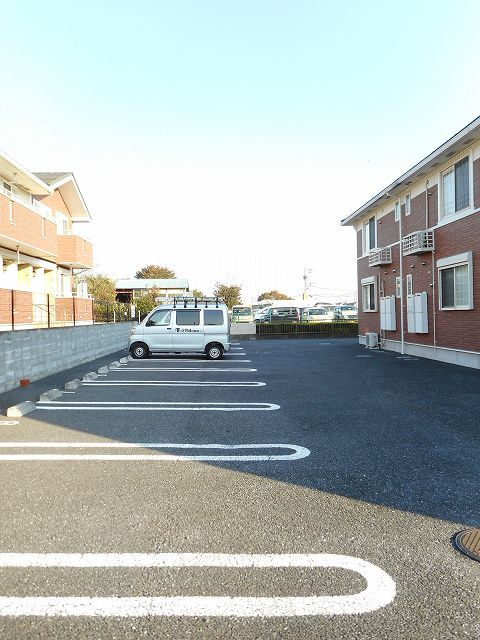 2/10 駐車場