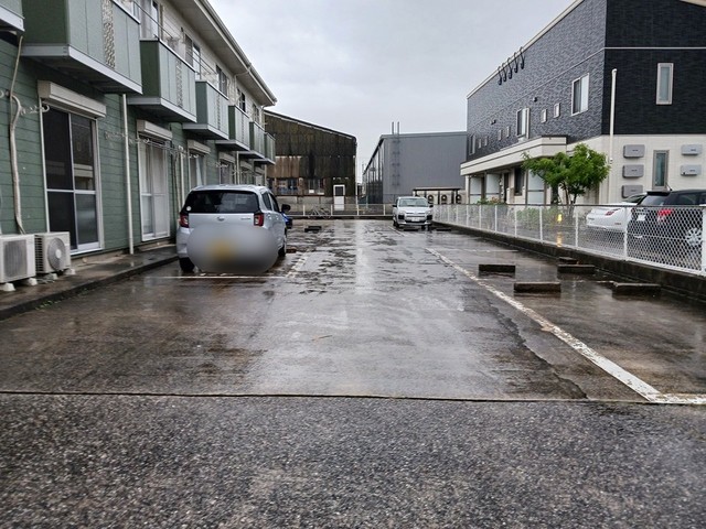 14/21 駐車場