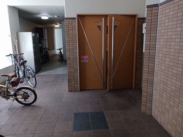 14/24 エントランス