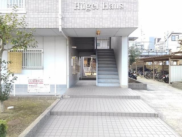 13/20 エントランス