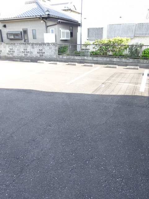 14/20 駐車場