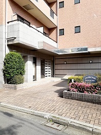 14/22 エントランス