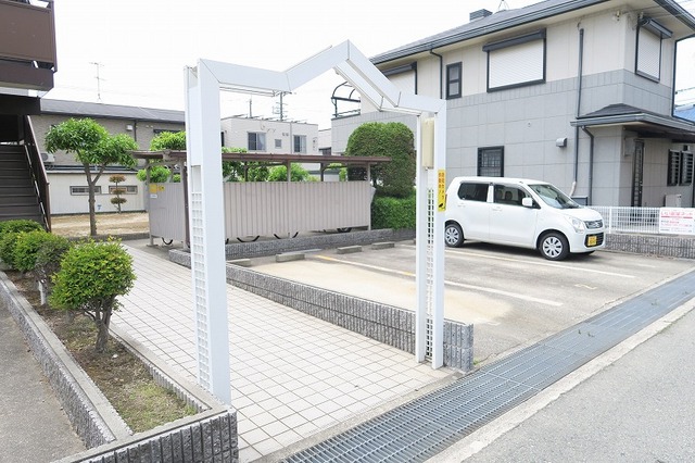 14/20 エントランス