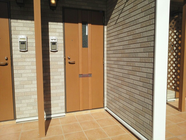 14/20 エントランス