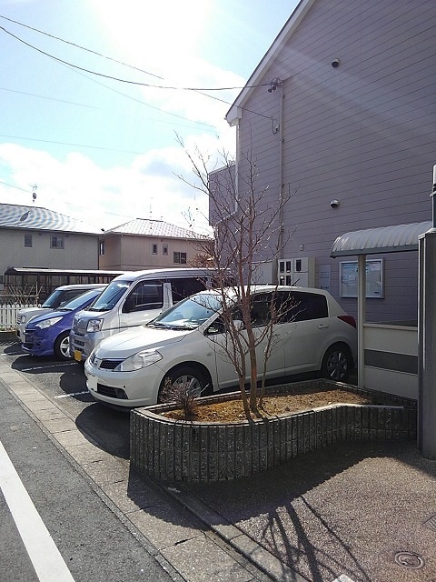 14/20 駐車場