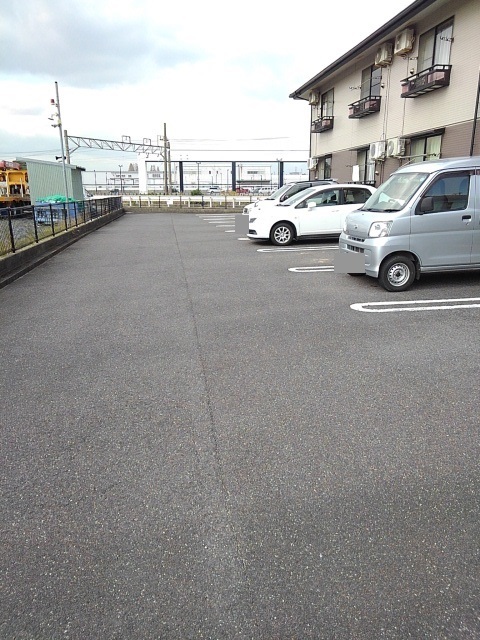 14/20 駐車場