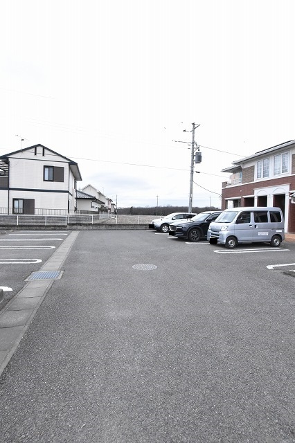 14/20 駐車場