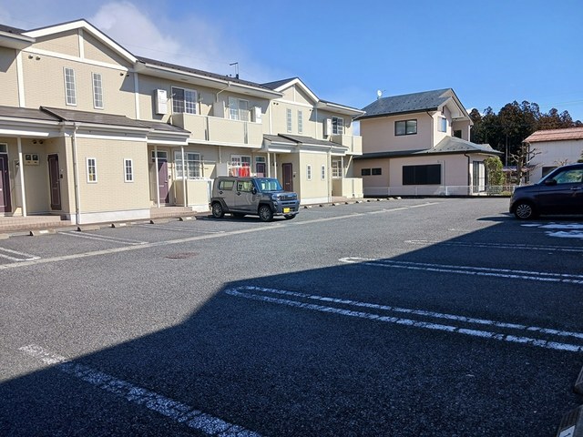 14/22 駐車場