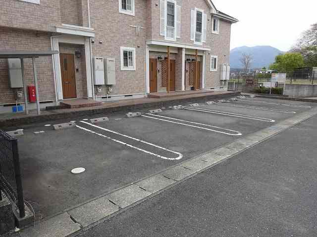 2/8 駐車場