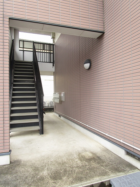 13/20 エントランス