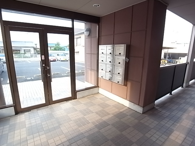 14/22 エントランス