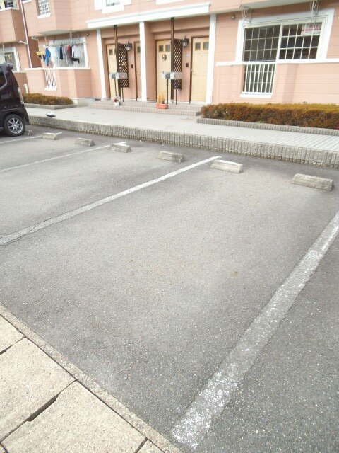 14/22 駐車場